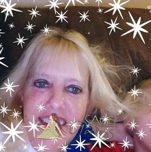 Meet your Posher, Brandi